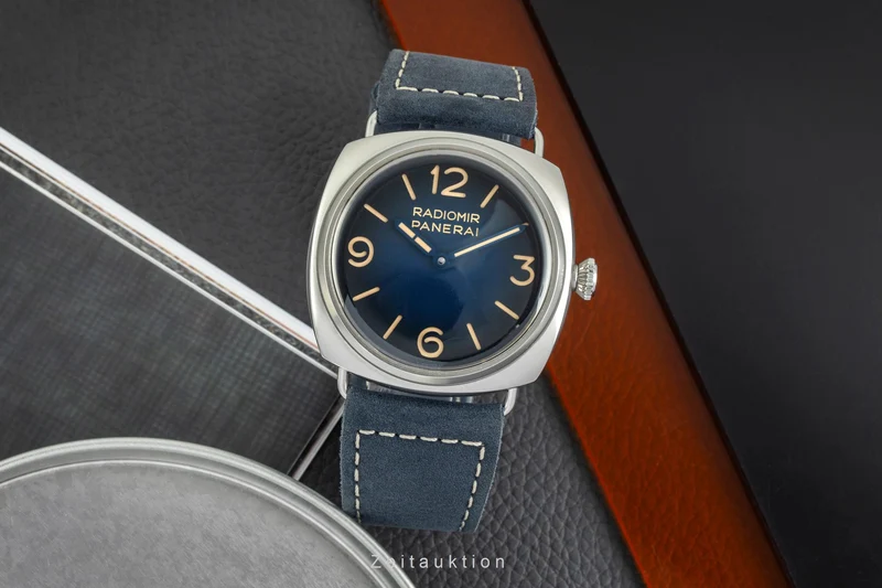 Panerai Radiomir steel manual winding men's watch PAM01335 LP: 7400EUR [2603269]