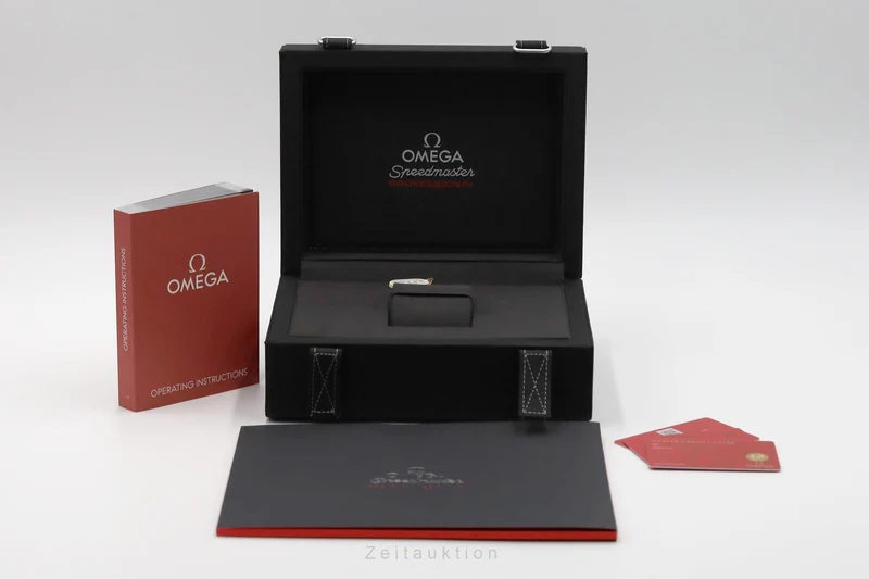 Omega Speedmaster Moonwatch chronograph steel manual winding men's watch 310.30.42.50.04.001 LP: 8800EUR [2603545]
