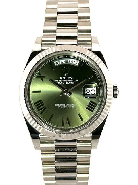Rolex Day-Date 40 Weißgold 228239 Olivgrün Römisch