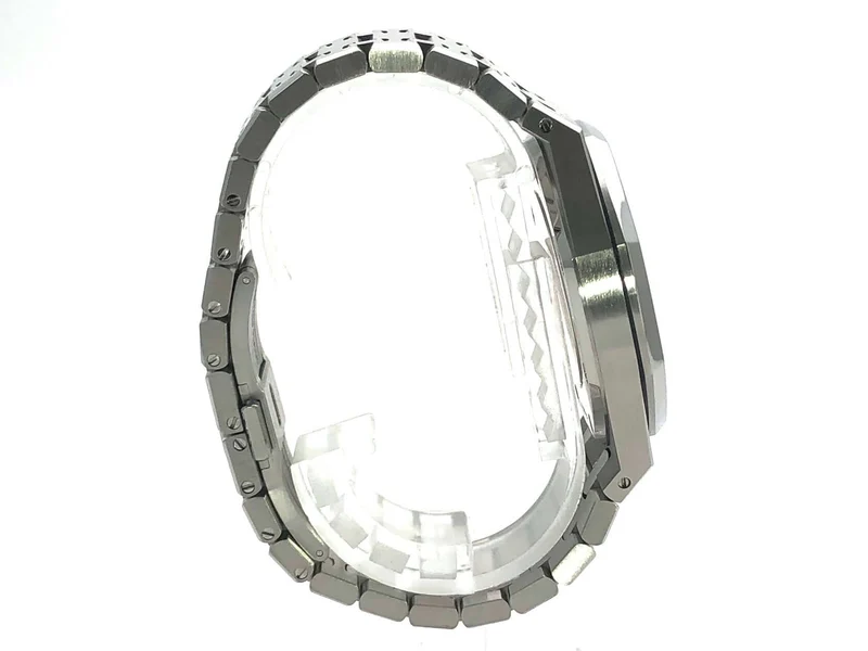 Audemars Piguet AP Royal Oak 15400ST.OO.1220ST.01 aus 2018 D-Papiere
