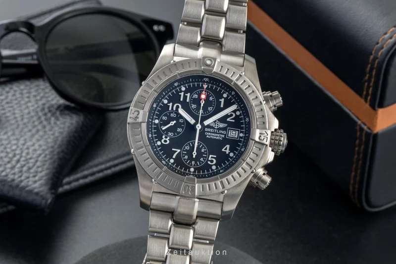 Breitling Avenger chronograph titanium automatic men's watch E13360 [2603222]