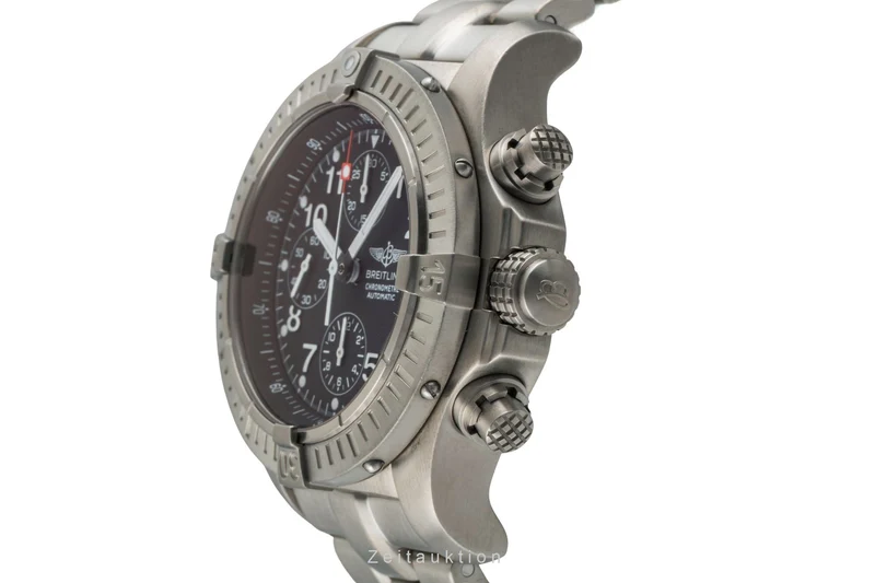 Breitling Avenger chronograph titanium automatic men's watch E13360 [2603222]