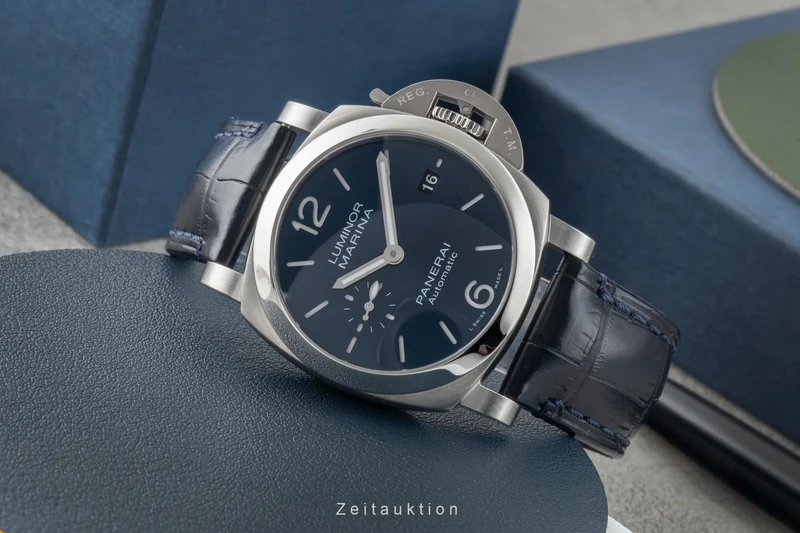 Panerai Luminor Marina steel automatic men's watch PAM01270 LP: 8400EUR [2603191]