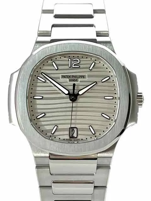 Patek Philippe Nautilus Ladies Ref. 7118/1A-010