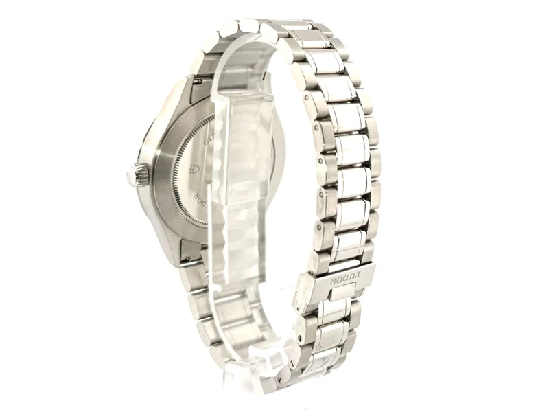 Tudor Style Ref. M12700-0001