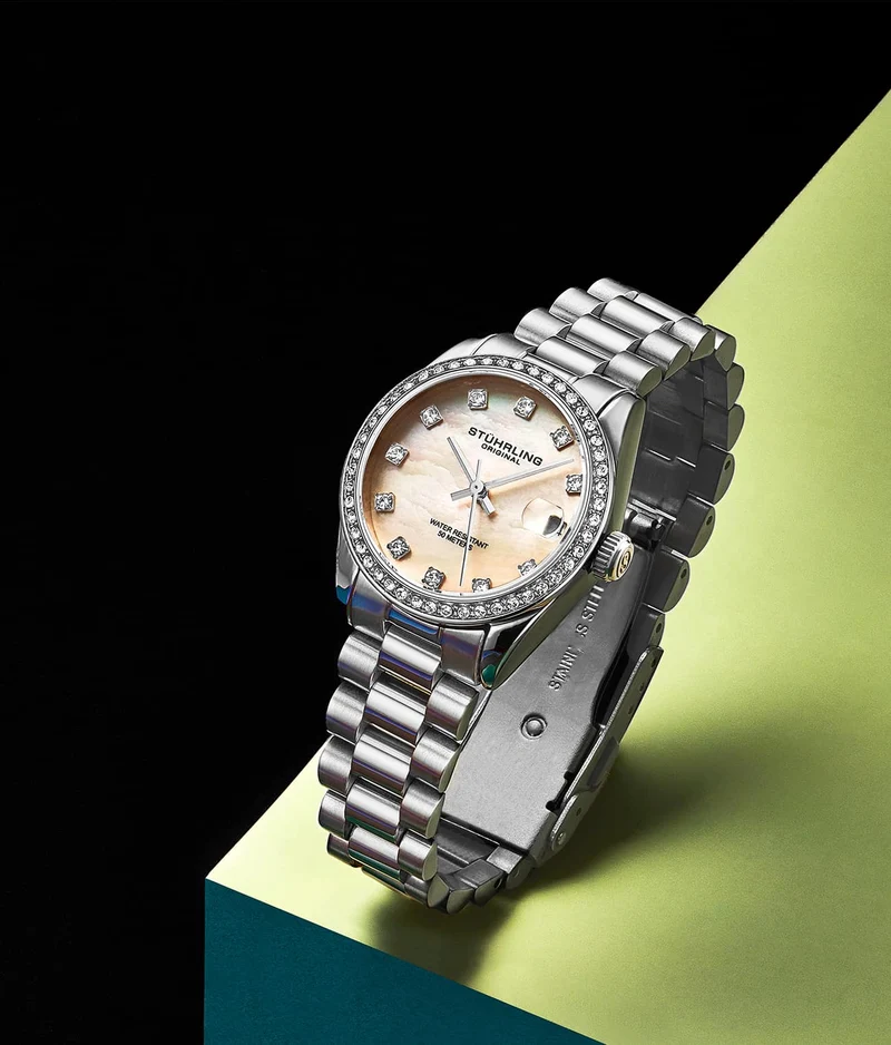 Lineage Set with Signature Pen and Stud Earrings