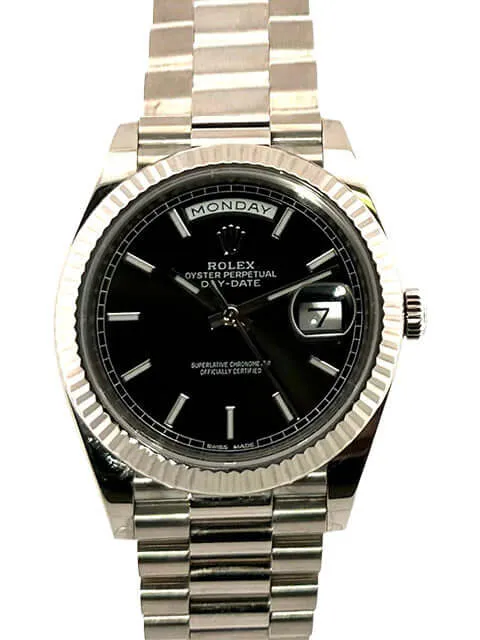 Rolex Day-Date 40 Weißgold 228239 Schwarz