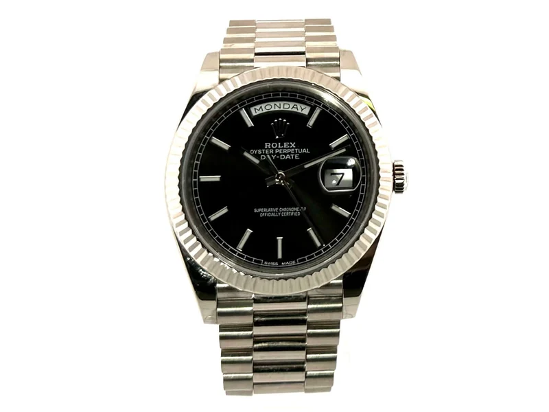 Rolex Day-Date 40 Weißgold 228239 Schwarz