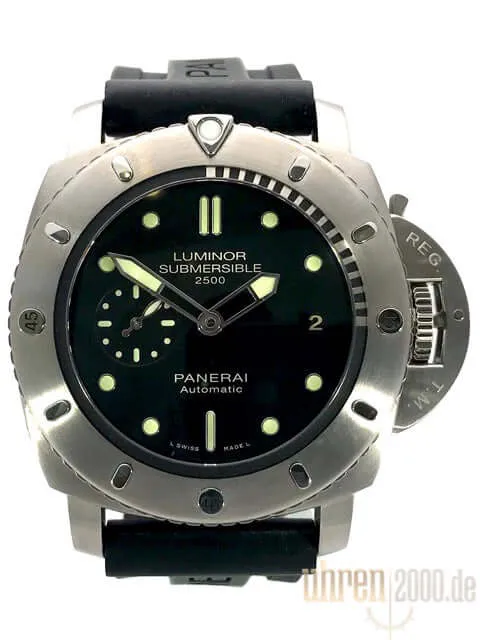 Panerai Luminor Submersible 1950 2500M 3 Days Automatic Titan PAM00364 aus 2016