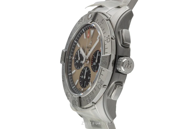 Breitling Avenger chronograph steel automatic men's watch AB0147101A1A1 LP: 7350EUR [2603620]