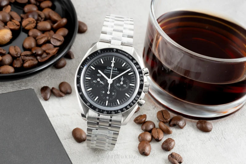 Omega Speedmaster Moonwatch chronograph steel manual winding men's watch 310.30.42.50.01.002 LP: 8700EUR [2603028]