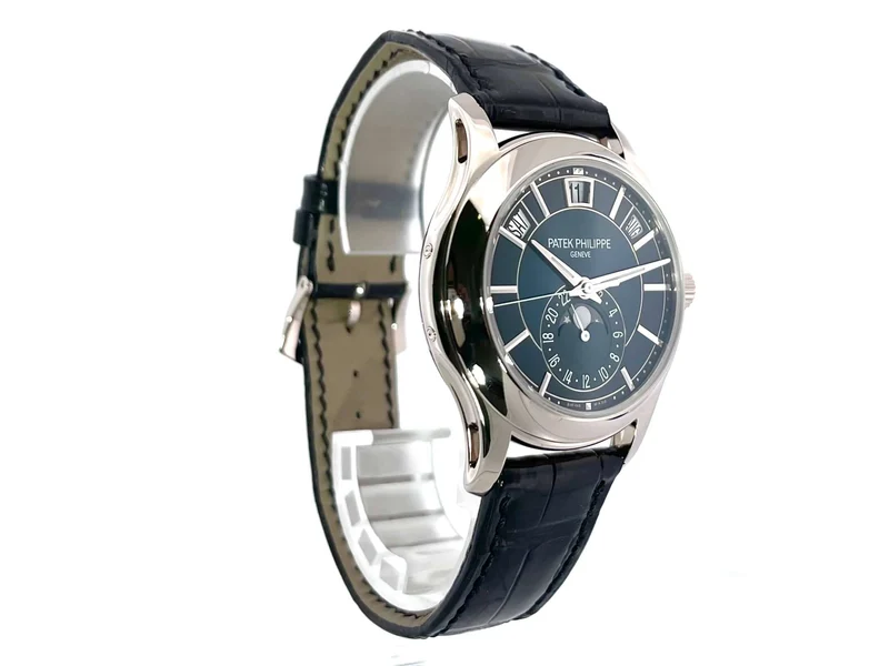 Patek Philippe Complications Annual Calendar Mondphase 5205G-013 aus 2021
