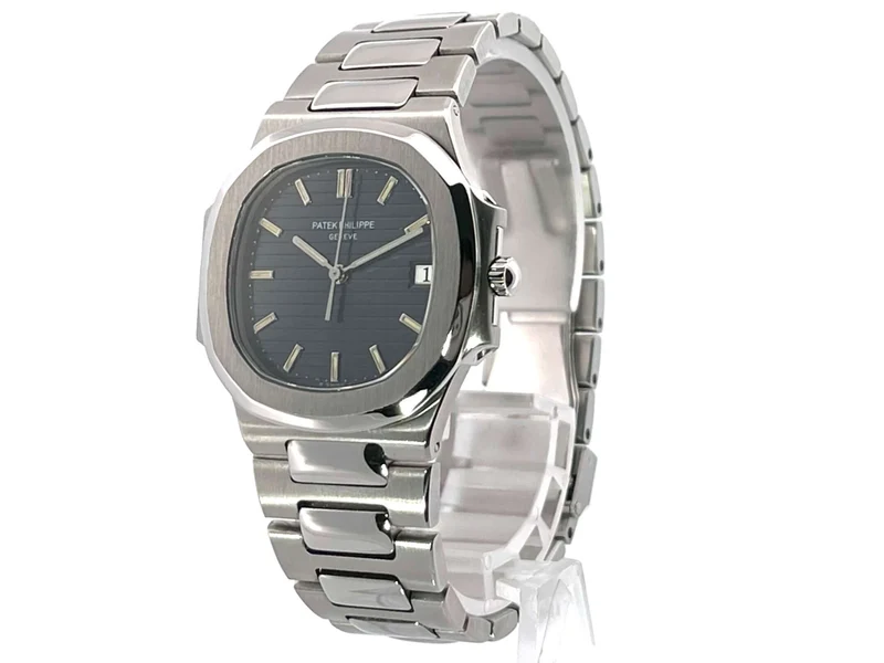 Patek Philippe Nautilus Mid Size 3900/001 aus 1991