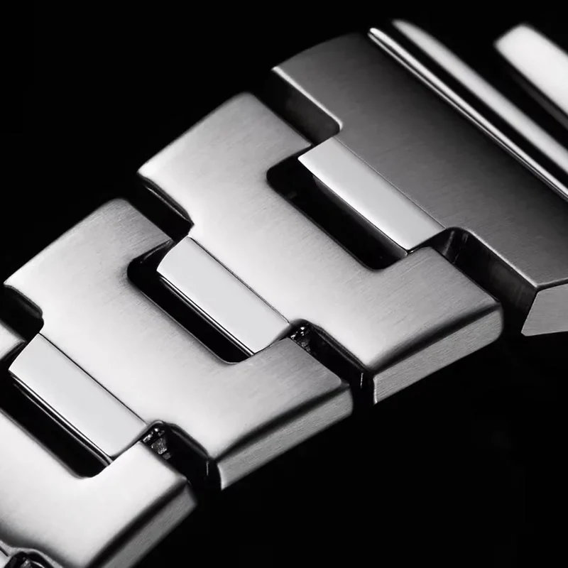 Casio G-Shock GM-2110D-8AER