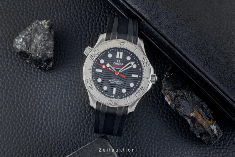 Omega Seamaster steel / titanium automatic men's watch 210.32.42.20.01.002 [2603034]