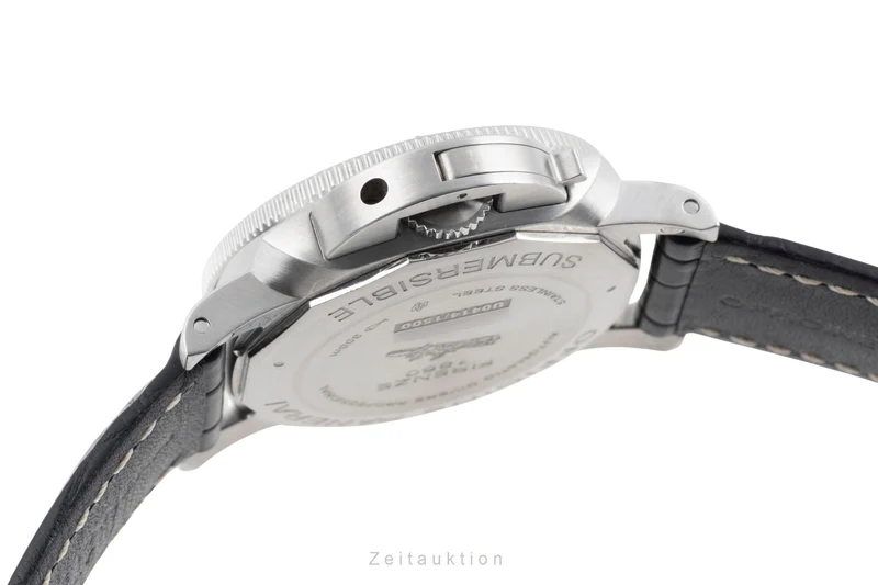 Panerai Submersible steel automatic men's watch PAM00682 [2602779]