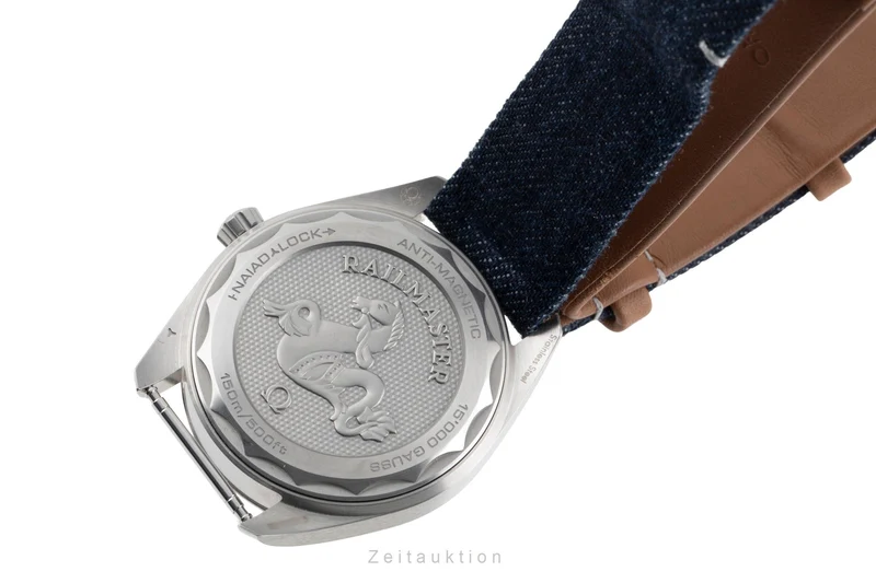Omega Railmaster steel automatic men's watch 220.12.40.20.03.001 [2602552]