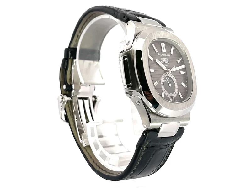 Patek Philippe Nautilus 5726A-001 Annual Calendar Mondphase aus 2010 D-Papiere