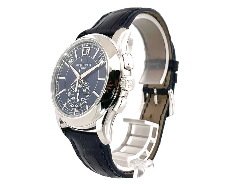 Patek Philippe Ref. 5905P-001 Jahreskalender Platin aus 2015 D-Papiere