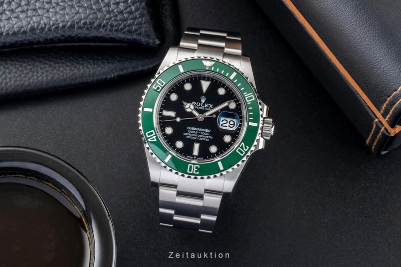 Rolex Submariner steel automatic men's watch 126610LV [2603000]