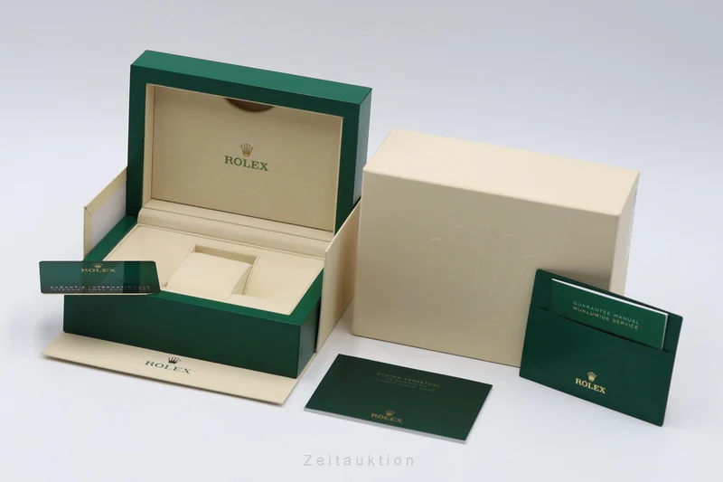 Rolex Submariner steel automatic men's watch 126610LV [2603000]