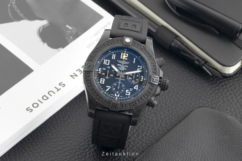 Breitling Avenger chronograph breitlight automatic men's watch XB0180 [2603150]