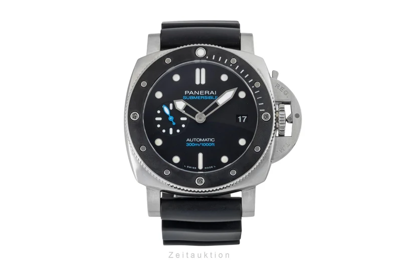 Panerai Submersible steel automatic men's watch PAM00683 LP: 9700EUR [2602648]