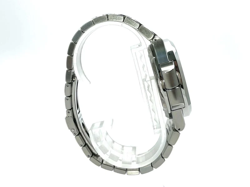 Patek Philippe Nautilus 5990/1A-001 Travel Time aus 2020 D-Papiere