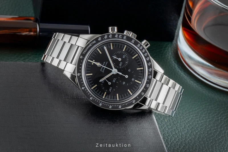 Omega Speedmaster chronograph steel manual winding men's watch 311.30.40.30.01.001 LP: 16800EUR [2602966]