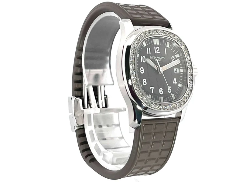 Patek Philippe Aquanaut Lady 5067A-023 aus 2018