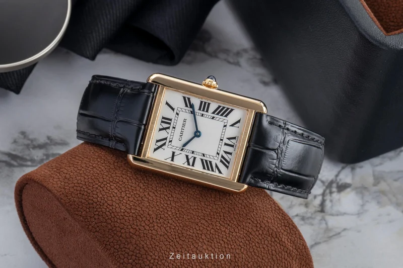 Cartier Tank 18 ct gold quartz unisex W5200004 [2602731]
