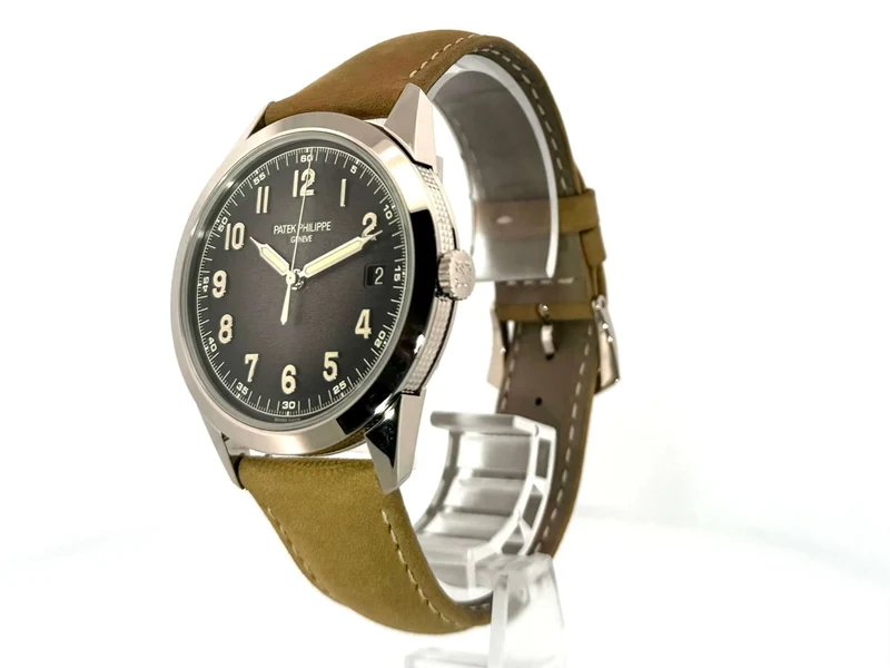 Patek Philippe Calatrava Weißgold 5226G-001