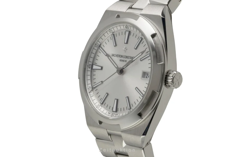 Vacheron & Constantin Overseas steel automatic men's watch 4500V/110A-B126 LP: 27900EUR [2602956]