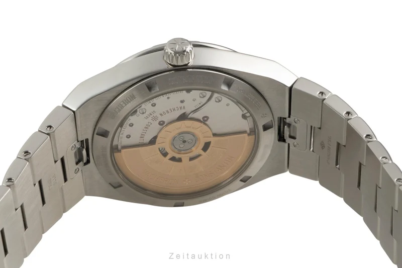 Vacheron & Constantin Overseas steel automatic men's watch 4500V/110A-B126 LP: 27900EUR [2602956]