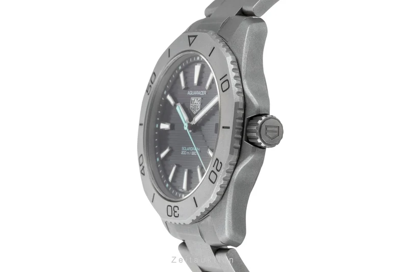 Tag Heuer Aquaracer titanium quartz men's watch WBP1180.BF0000 [2602988]
