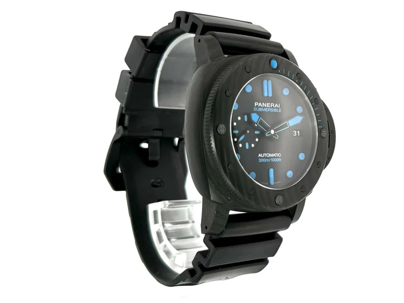 Panerai Luminor Submersible Carbotech PAM01616