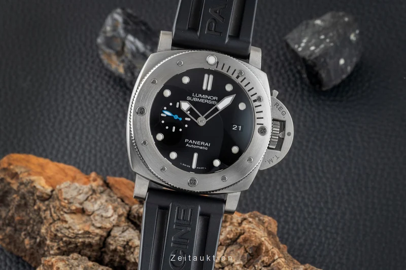 Panerai Submersible titanium automatic men's watch PAM01305 [2505890]