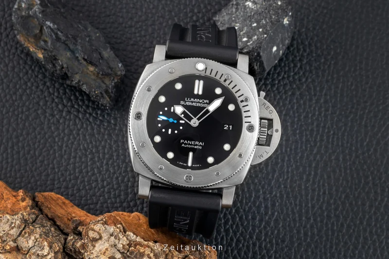 Panerai Submersible titanium automatic men's watch PAM01305 [2505890]