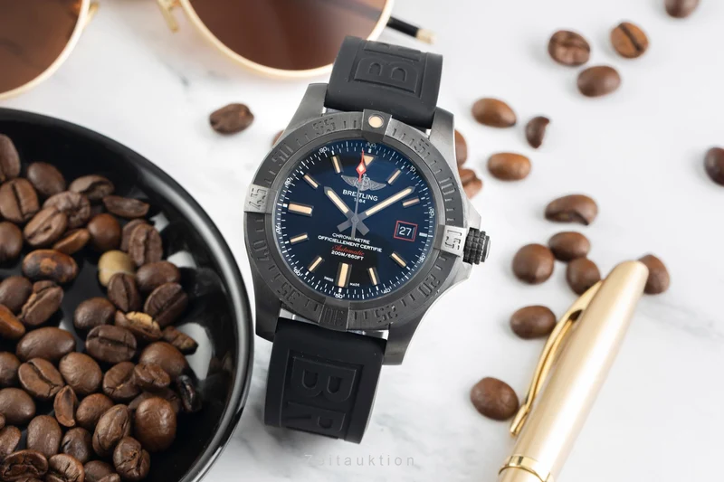 Breitling Avenger Blackbird 44 titanium automatic men's watch V1731110.BD74 [2602793]
