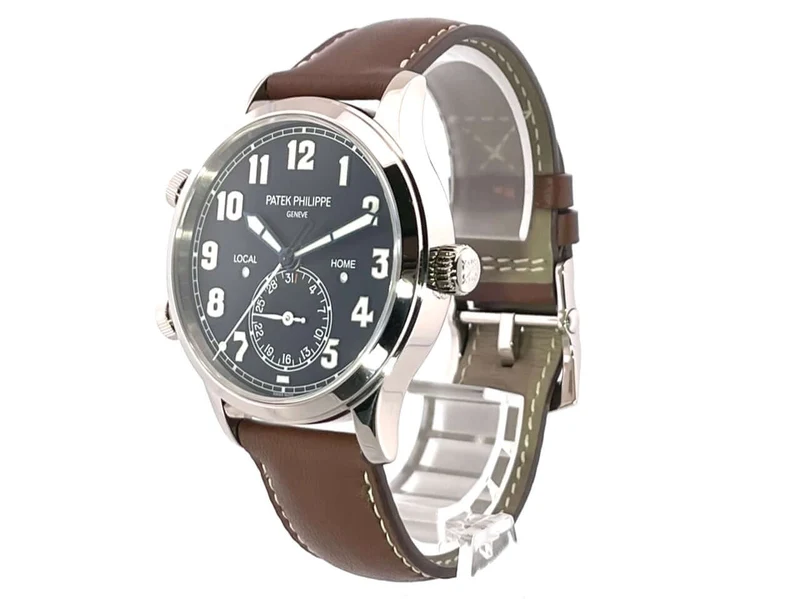 Patek Philippe Calatrava Pilot Travel Time Weißgold 5524G-001 aus 2021