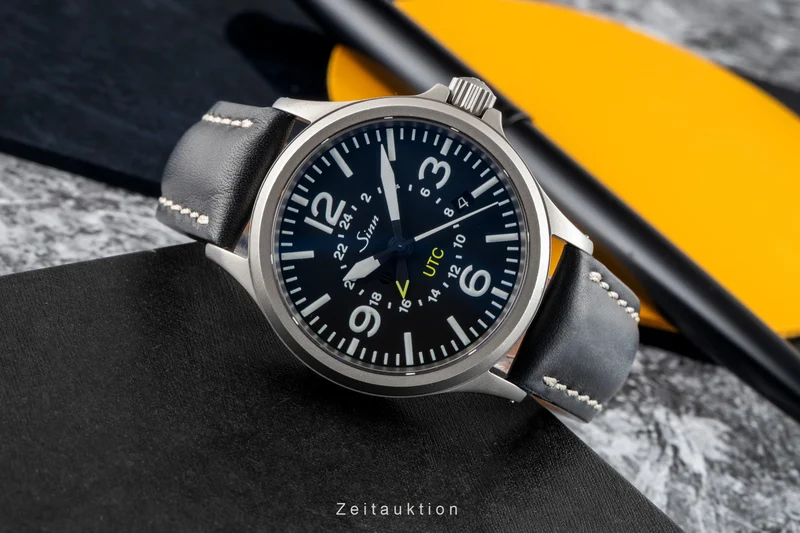 Sinn 856 UTC steel automatic men's watch 856.010 LP: 2110EUR [2603116]