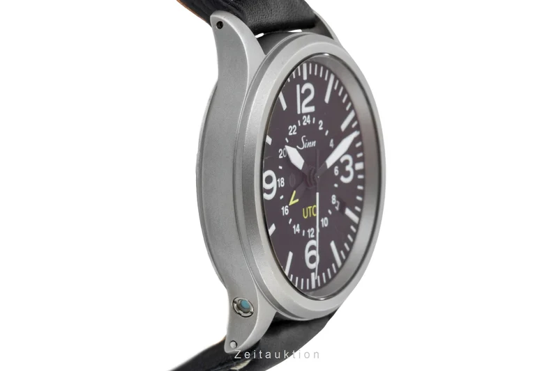 Sinn 856 UTC steel automatic men's watch 856.010 LP: 2110EUR [2603116]