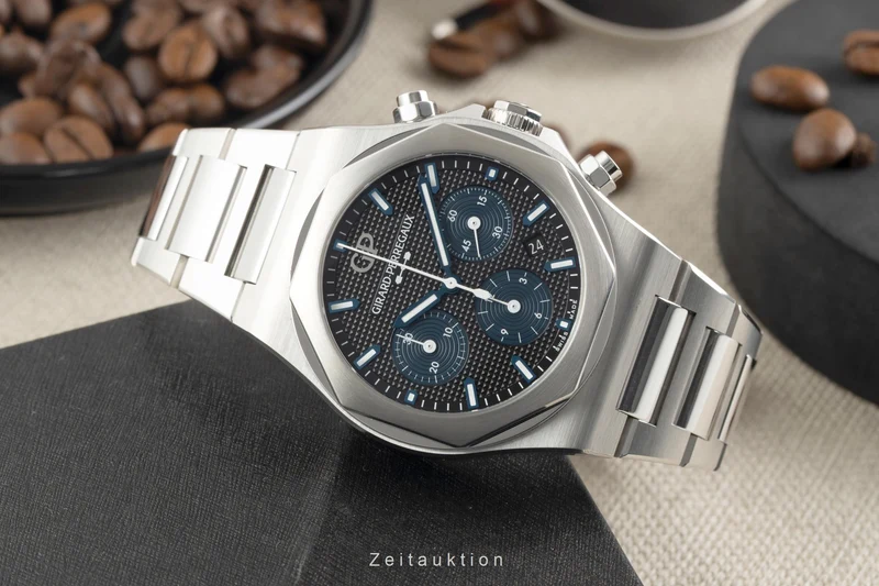 Girard Perregaux Laureato chronograph steel automatic men's watch 81020-11-631-11A LP: 19400EUR [2602826]
