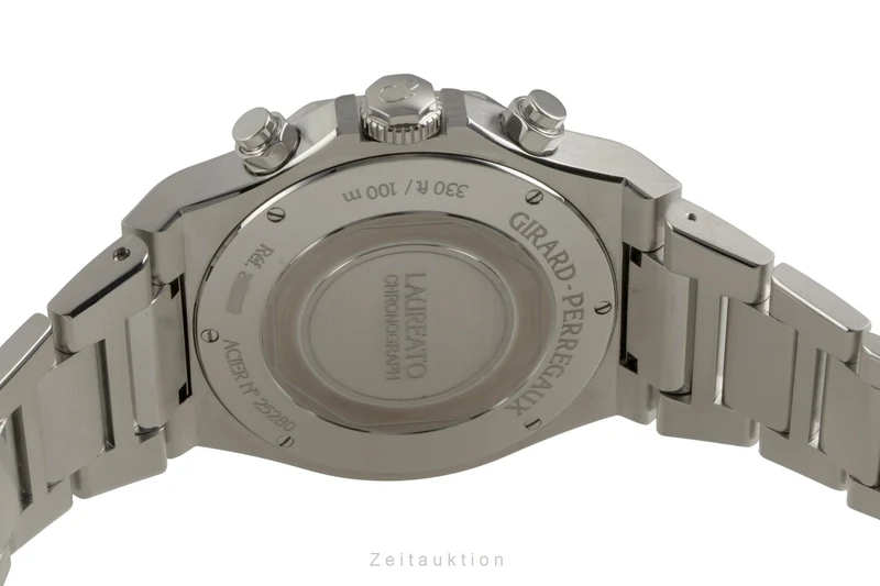 Girard Perregaux Laureato chronograph steel automatic men's watch 81020-11-631-11A LP: 19400EUR [2602826]