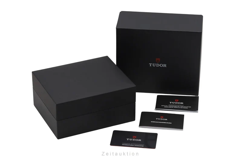Tudor Black Bay steel automatic men's watch 79030B [2603122]
