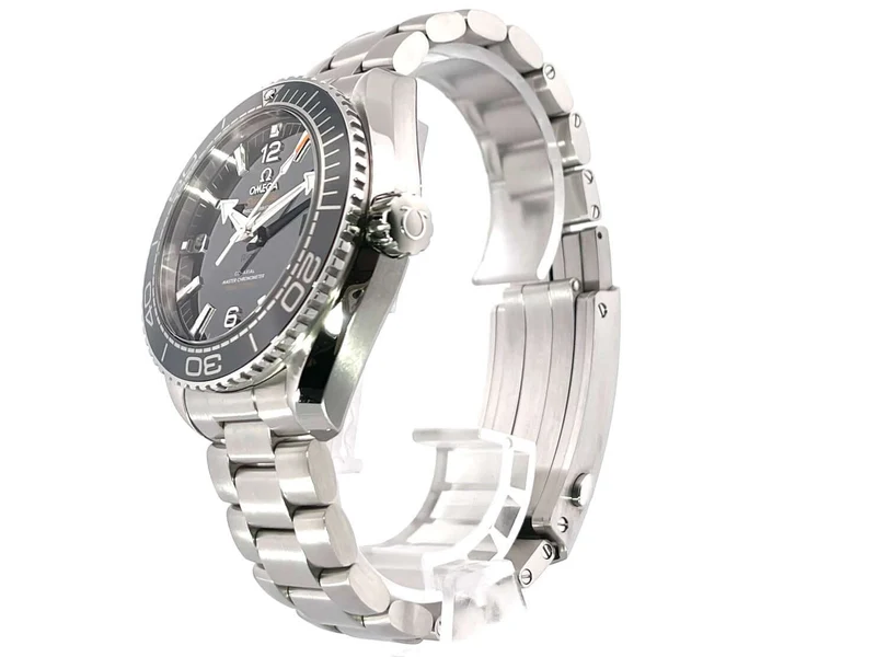 Omega Seamaster Planet Ocean 600m Master Chronometer 215.30.44.21.01.001 aus 2021