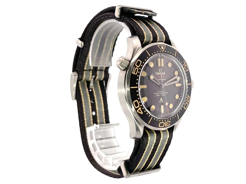OMEGA Seamaster Diver 300M 007 Edition 210.92.42.20.01.001