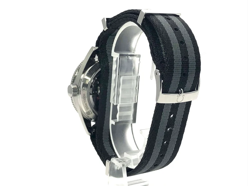 Omega Seamaster 300 Master Co-Axial James Bond Spectre 233.32.41.21.01.001 aus 2015