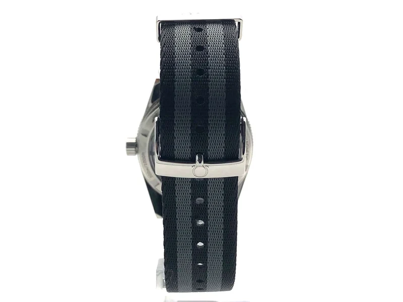 Omega Seamaster 300 Master Co-Axial James Bond Spectre 233.32.41.21.01.001 aus 2015