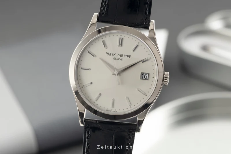 Patek Philippe Calatrava 18 ct white gold automatic men's watch 5296G-010 LP: 43802EUR [2602775]